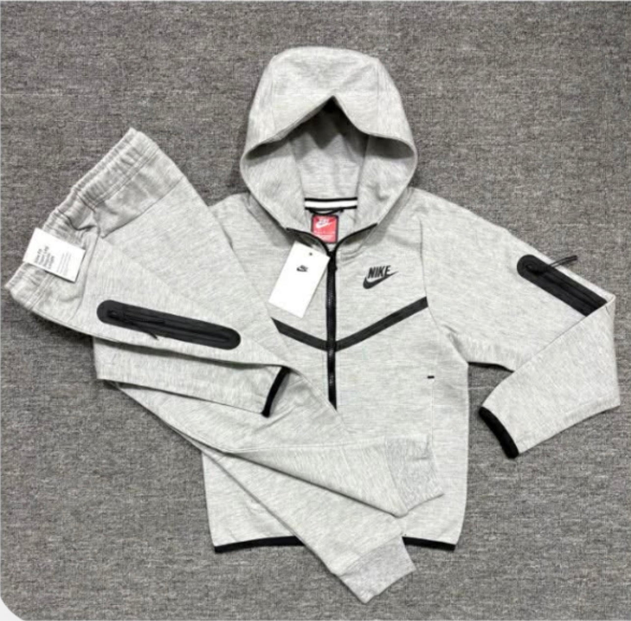 Kids joggers set