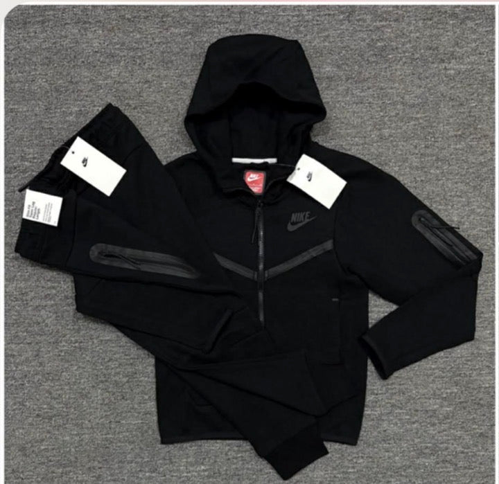 Kids joggers set