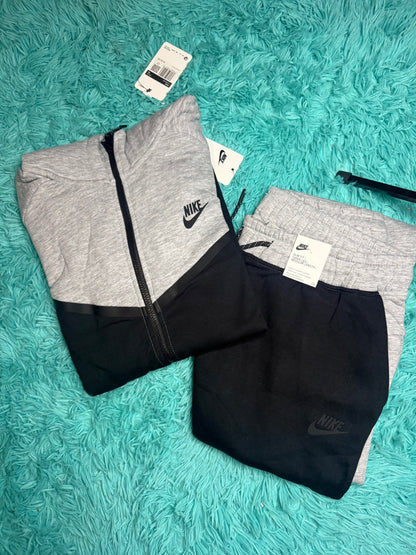 Joggers set